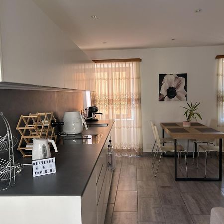 A Hilarious Hideaway In Roveredo Appartement Buitenkant foto